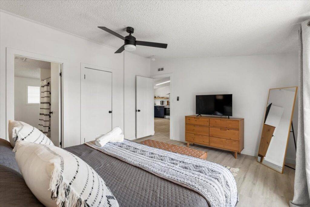 Bedroom at Starlight Horizon cabins in Canyon Lake Texas
