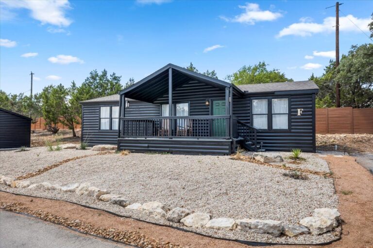 Exterior of Cabin F at Starlight Horizon near Canyon Lake, Texas