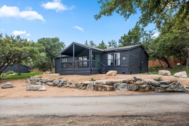 Exterior of Cabin H at Starlight Horizon near Canyon Lake, Texas