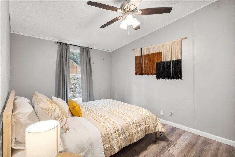 Queen bedroom in Cabin H at Starlight Horizon near Canyon Lake, Texas