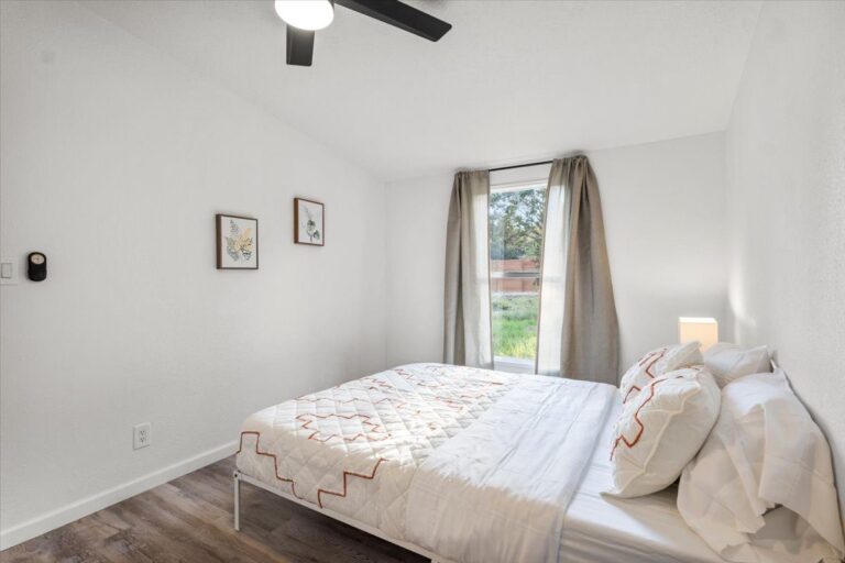 Queen bedroom in Cabin M at Starlight Horizon near Canyon Lake, Texas